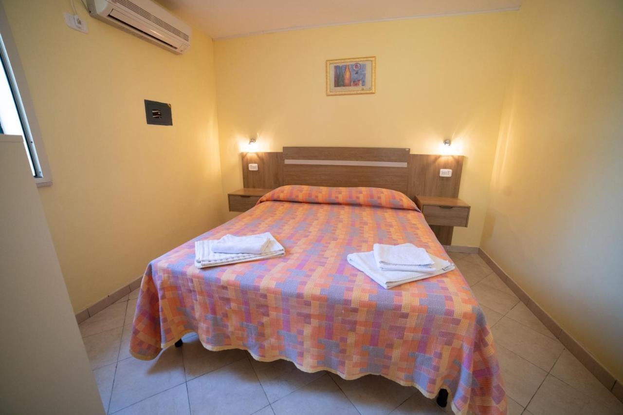 Bed and Breakfast Coppola Rossa Relax В'єсте Екстер'єр фото