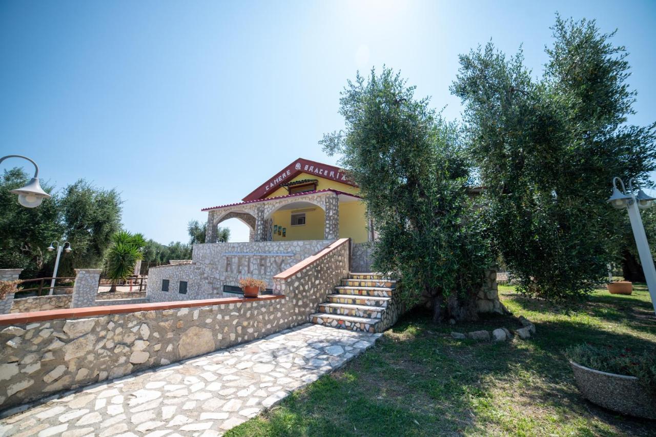 Bed and Breakfast Coppola Rossa Relax В'єсте Екстер'єр фото