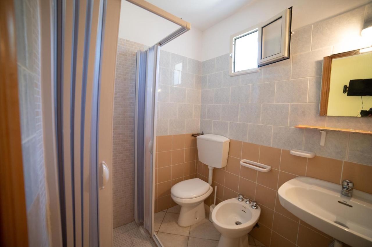 Bed and Breakfast Coppola Rossa Relax В'єсте Екстер'єр фото