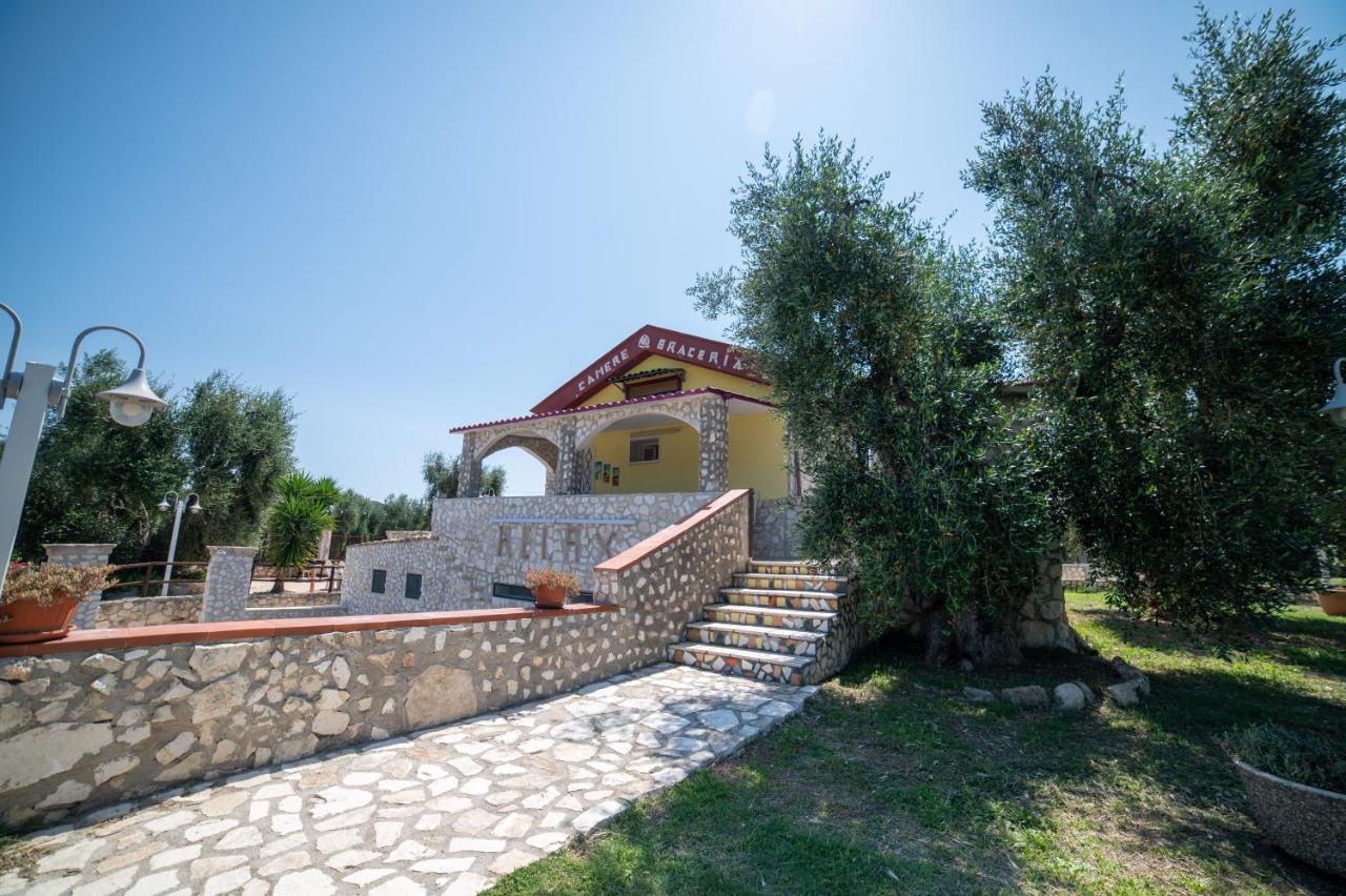Bed and Breakfast Coppola Rossa Relax В'єсте Екстер'єр фото