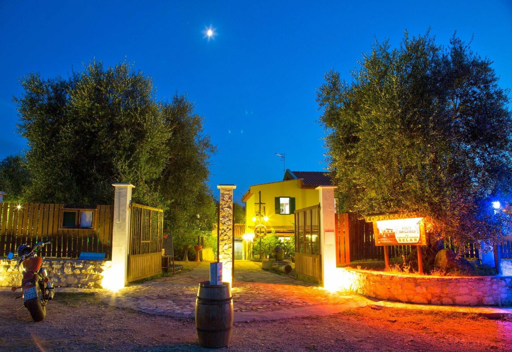 Bed and Breakfast Coppola Rossa Relax В'єсте Екстер'єр фото
