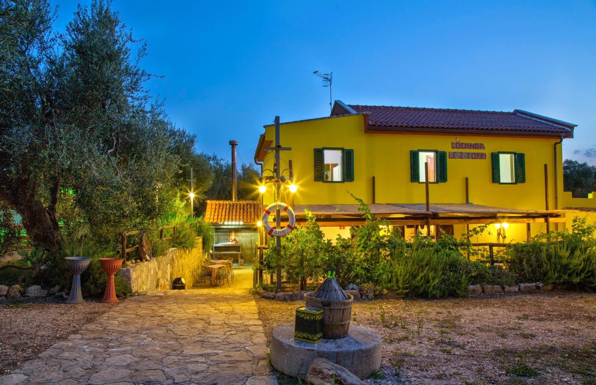 Bed and Breakfast Coppola Rossa Relax В'єсте Екстер'єр фото
